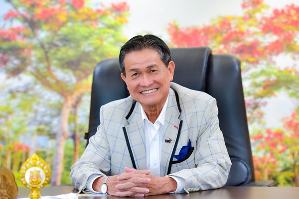 chu-tich-ttc-dang-van-thanh-45-nam-phat-trien-danh-muc-ben-vung-3.jpg